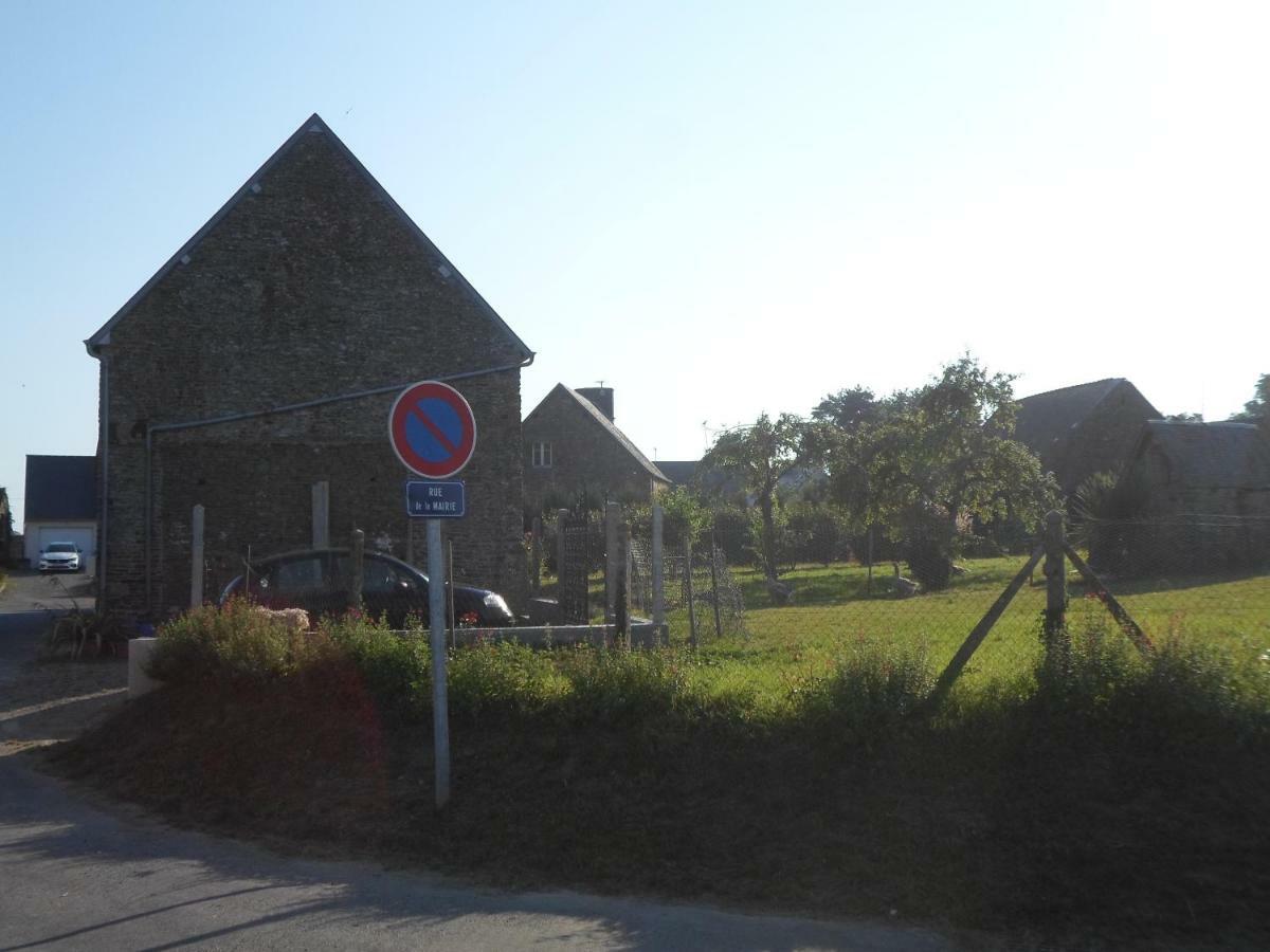 Bed and Breakfast Les Colombes De La Baie Du Mont Saint-Michel Aucey-la-Plaine Zewnętrze zdjęcie